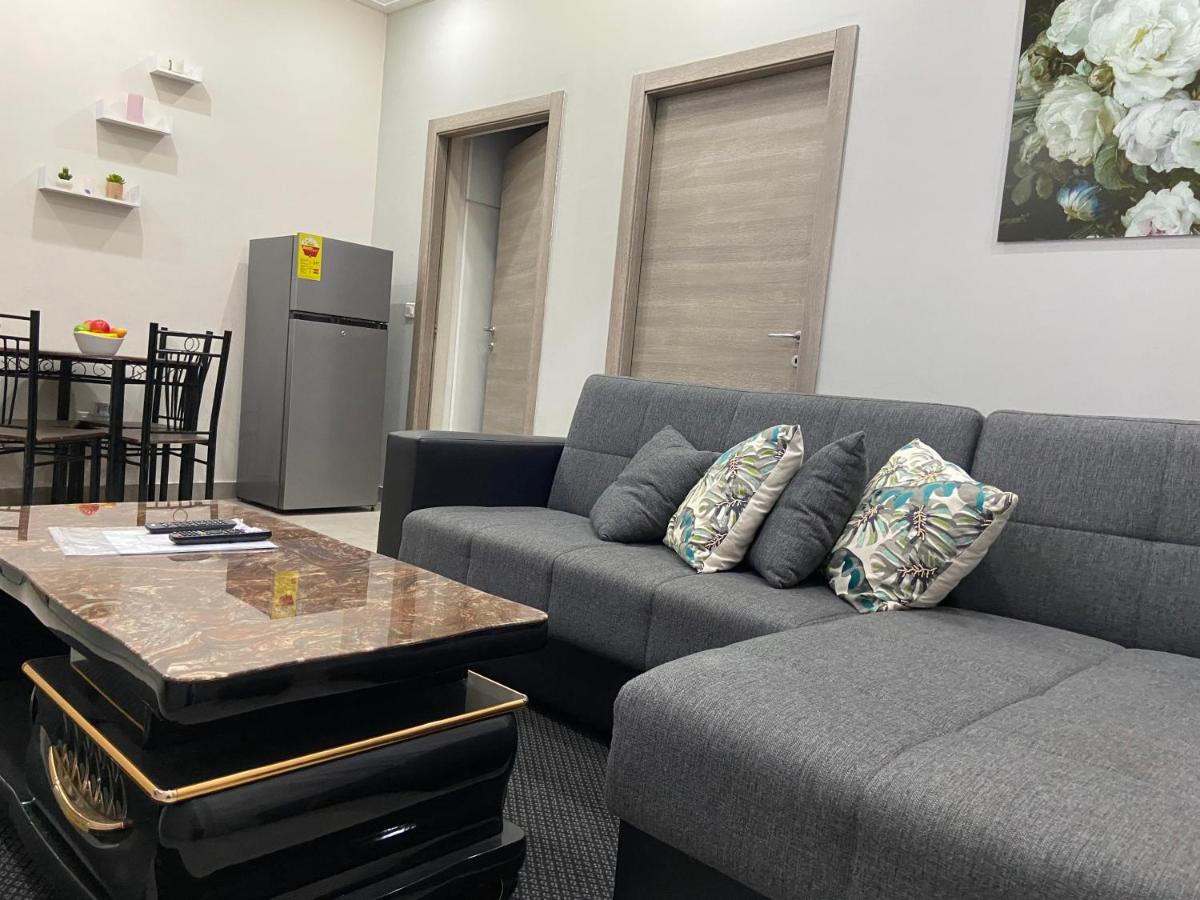 Queens View Apartment アクラ エクステリア 写真